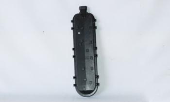 2004 Oldsmobile Silhouette Tail Light Connector Plate Right TYC 11513120 image 1 of 2