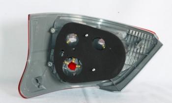 2011 Toyota Yaris Tail Light Assembly Left TYC 11623401 image 2 of 4