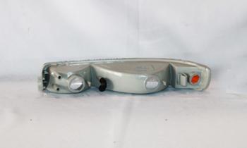 2007 GMC Sierra 3500 Classic Turn Signal / Parking Light / Side Marker Light Front Right TYC 12510301 image 2 of 2