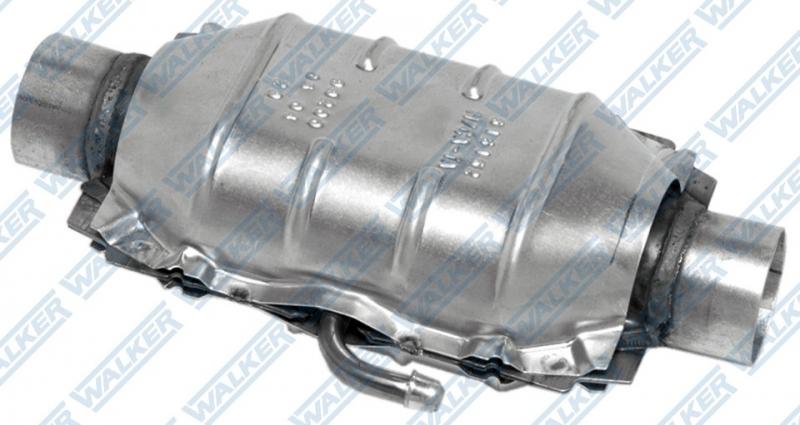 1982 Ford E-150 Econoline Catalytic Converter Walker Exhaust 15032 image 1 of 1
