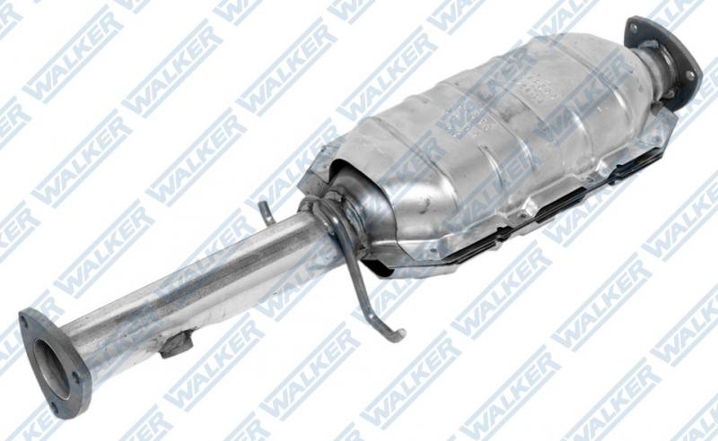 1997 GMC Sonoma Catalytic Converter Walker Exhaust 15823 image 1 of 1