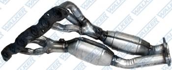2005 Lexus IS300 Exhaust Manifold with Integrated Catalytic Converter