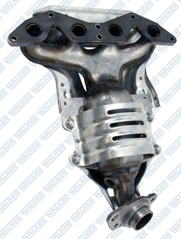 2004 Honda Civic Exhaust Manifold with Integrated Catalytic Converter