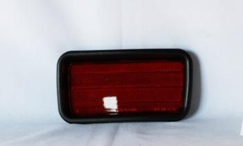2004 Mitsubishi Montero Sport Reflector Assembly Rear Right TYC 17520500 image 1 of 2