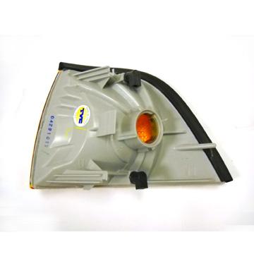 1995 BMW 318i Turn Signal / Parking Light Front Right TYC 18598101 image 2 of 2