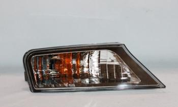 2012 Jeep Liberty Turn Signal / Parking Light Assembly Front Right TYC 18605900 image 1 of 2