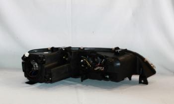 2005 Mazda 6 Headlight Assembly Left TYC 20645601 image 2 of 2