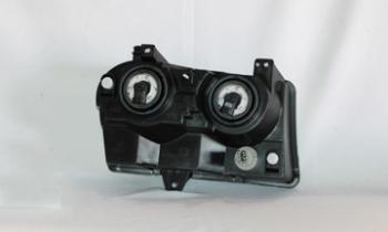 2008 Chrysler 300 Headlight Assembly Left TYC 20663890 image 1 of 2