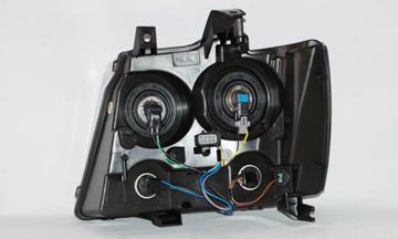 2010 Chevrolet Suburban 2500 Headlight Assembly