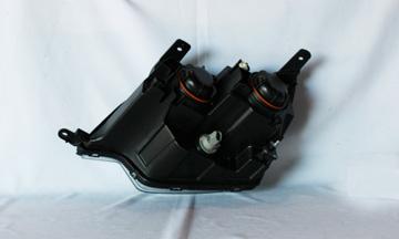 2012 Chevrolet Captiva Sport Headlight Assembly Right TYC 20689500 image 2 of 2