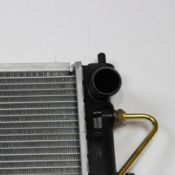 2010 Kia Rondo Radiator Primary TYC 2961 image 4 of 4