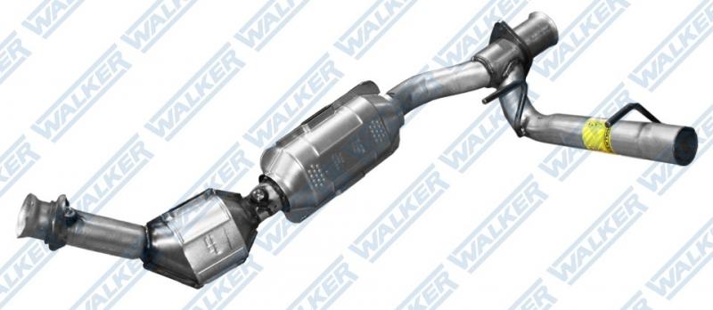 2004 Lincoln Navigator Catalytic Converter Right Walker Exhaust 54571 image 1 of 1