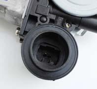 2006 Toyota Highlander Power Window Motor and Regulator Assembly Front Right TYC 660129 image 3 of 3