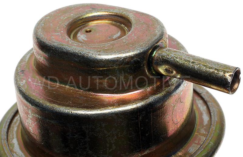 1977 GMC C25 Carburetor Choke Pull-Off BWD VC465 image 1 of 2