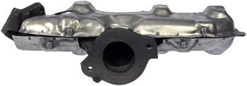 2005 Saturn Relay Exhaust Manifold