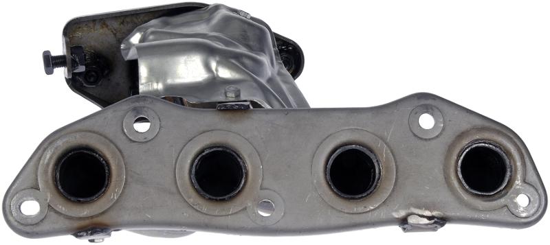 2009 Nissan Versa Exhaust Manifold