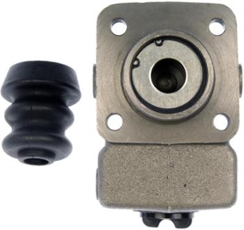 1983 International S1724 Brake Master Cylinder Dorman M2842 image 2 of 4