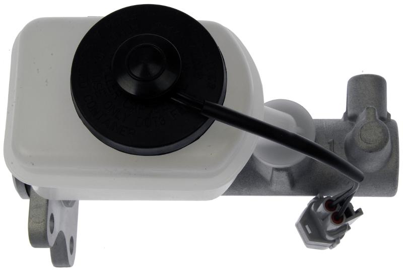 1990 Toyota Land Cruiser Brake Master Cylinder Dorman M39999 image 2 of 4