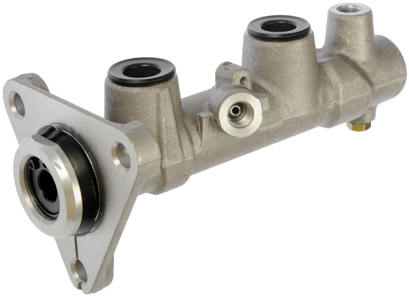 1995 Toyota Corolla Brake Master Cylinder Dorman M390143 image 3 of 4