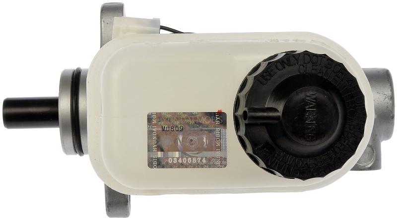 1999 Kia Sportage Brake Master Cylinder Dorman M630009 image 3 of 4