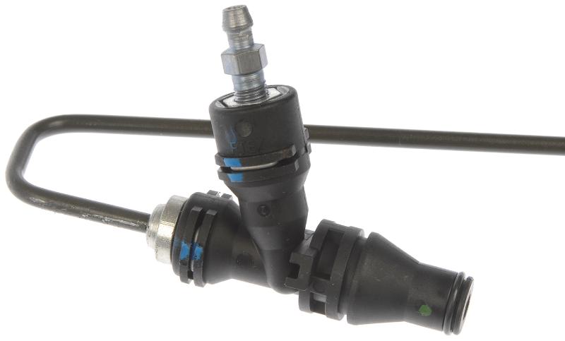 2001 Pontiac Grand Am Clutch Master Cylinder Dorman CM640069 image 2 of 3