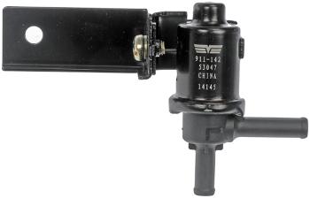 2005 Pontiac Vibe Vapor Canister Vent Solenoid Dorman 911142 image 2 of 3