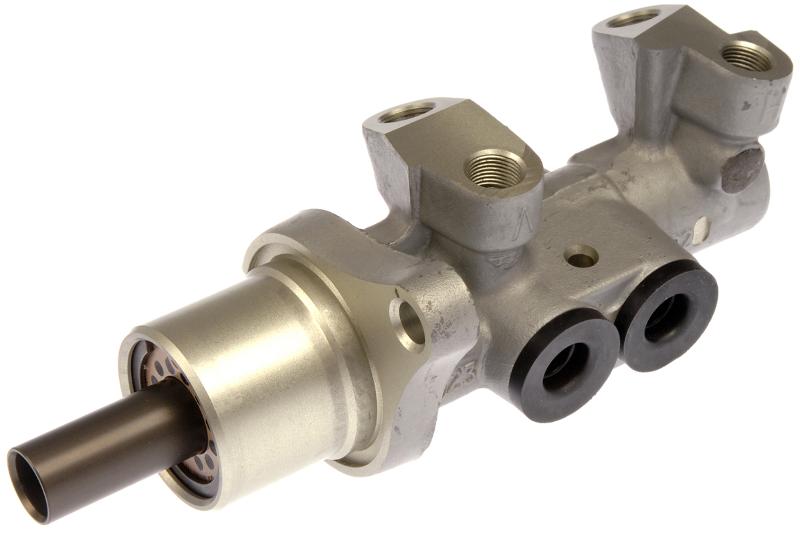 2006 BMW Z4 Brake Master Cylinder Dorman M630075 image 4 of 4