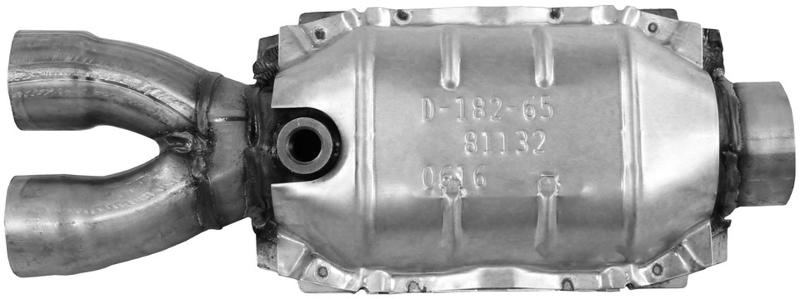 1993 Alfa Romeo 164 Catalytic Converter Walker Exhaust 81132 image 1 of 1