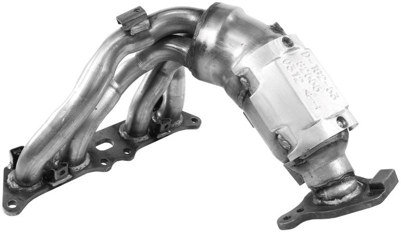 2000 Toyota Camry Exhaust Manifold with Integrated Catalytic Converter Front Walker Exhaust 82555 image 1 of 1