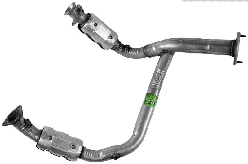 2007 GMC Sierra 1500 Classic Catalytic Converter Walker Exhaust 50469 image 1 of 1