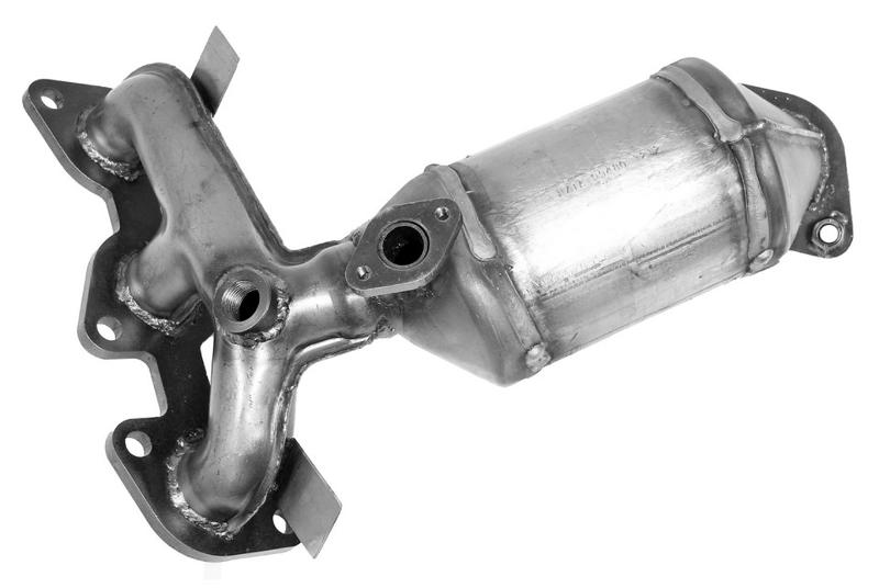 2002 Lexus ES300 Exhaust Manifold with Integrated Catalytic Converter Rear Walker Exhaust 16465 image 1 of 1