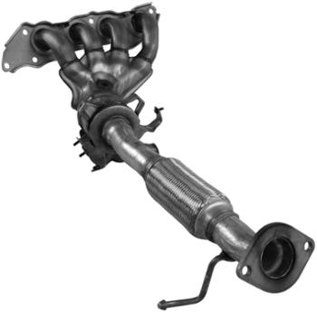 2009 Mazda 5 Exhaust Manifold with Integrated Catalytic Converter
