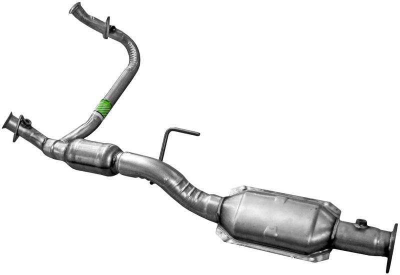2001 Chevrolet Astro Catalytic Converter Walker Exhaust 81947 image 1 of 1