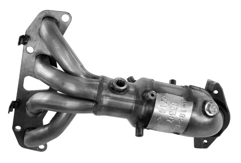 2006 Nissan Altima Exhaust Manifold with Integrated Catalytic Converter Front Walker Exhaust 83397 image 1 of 1
