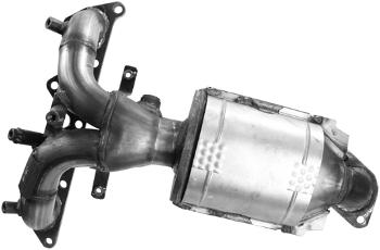 2005 Hyundai Tiburon Exhaust Manifold with Integrated Catalytic Converter