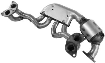 2013 Subaru Legacy Exhaust Manifold with Integrated Catalytic Converter
