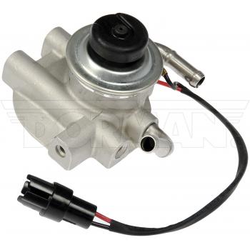 2007 Isuzu NQR Fuel Filter Housing