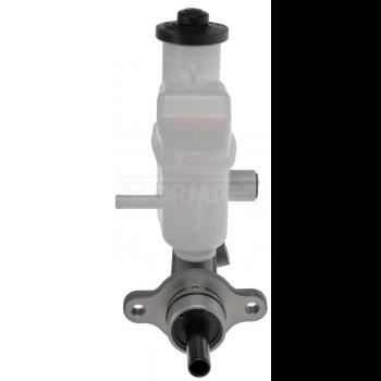 2015 Toyota Hilux Brake Master Cylinder