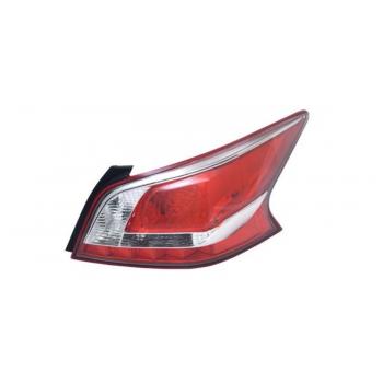 2013 Nissan Altima Tail Light Assembly Right TYC 11648300 image 1 of 4