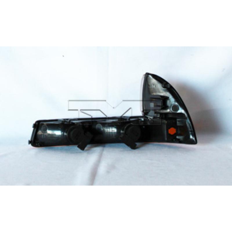 2001 Dodge Dakota Turn Signal / Parking Light Assembly Front Right TYC 12500590 image 3 of 3