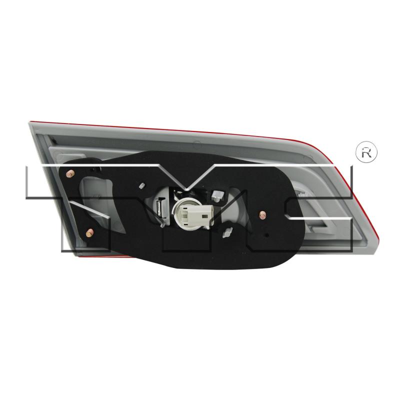 TYC 17530400 - Tail Light Assembly TYC 17530400 Tail Light Assembly product image 1 of 2