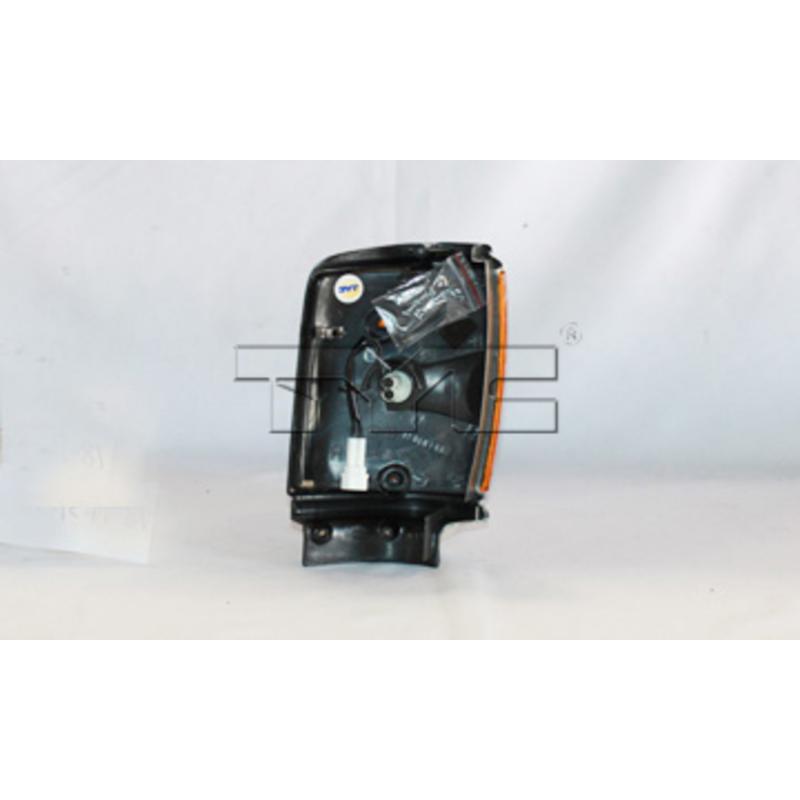 TYC 18143200 - Parking / Cornering Light Assembly TYC 18143200 Parking / Cornering Light Assembly product image 2 of 2