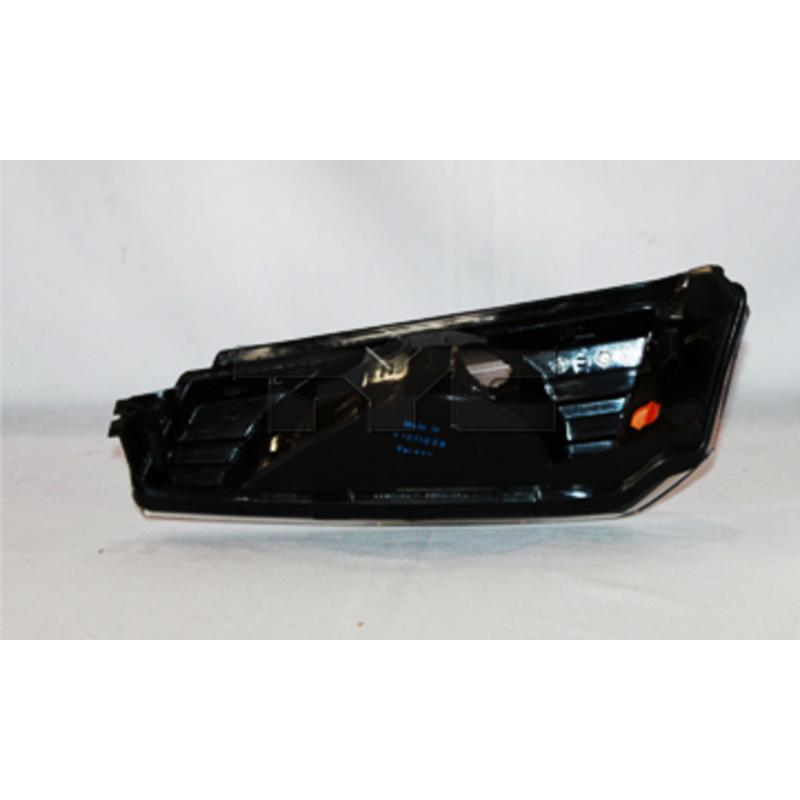 2003 Chevrolet Avalanche 1500 Turn Signal / Parking Light Front Right TYC 18583501 image 1 of 1