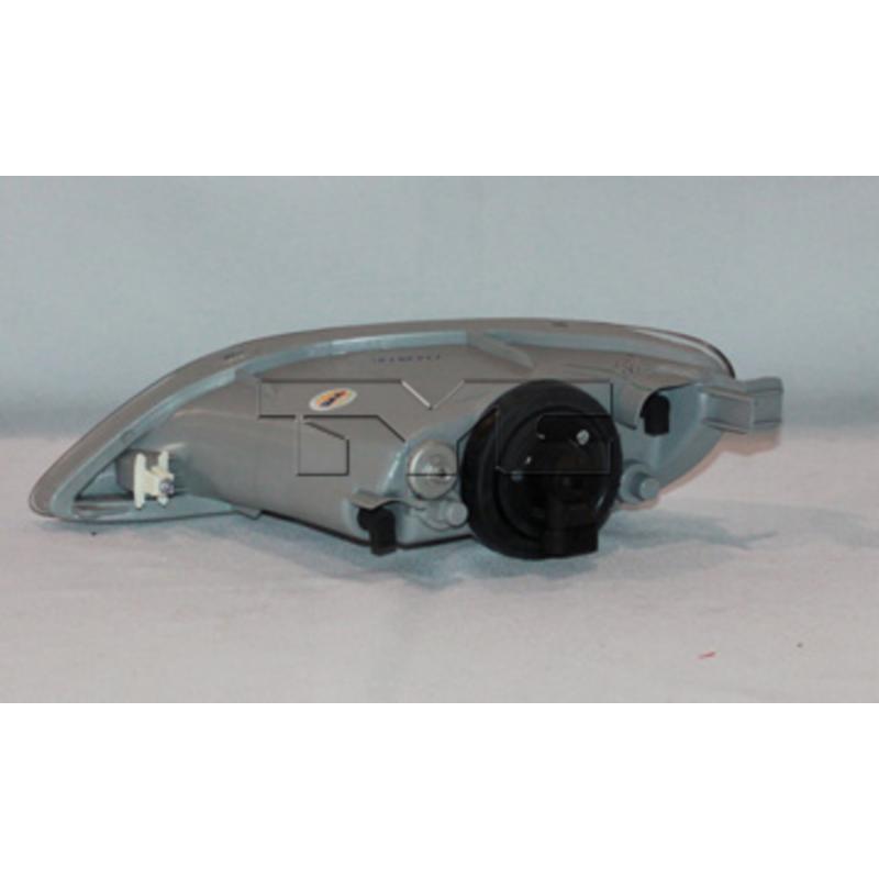 2007 Toyota Corolla Fog Light Assembly Right TYC 19546300 image 2 of 3