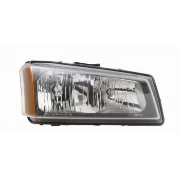 2007 Chevrolet Silverado 1500 Classic Headlight Assembly Right TYC 20638590 image 3 of 4