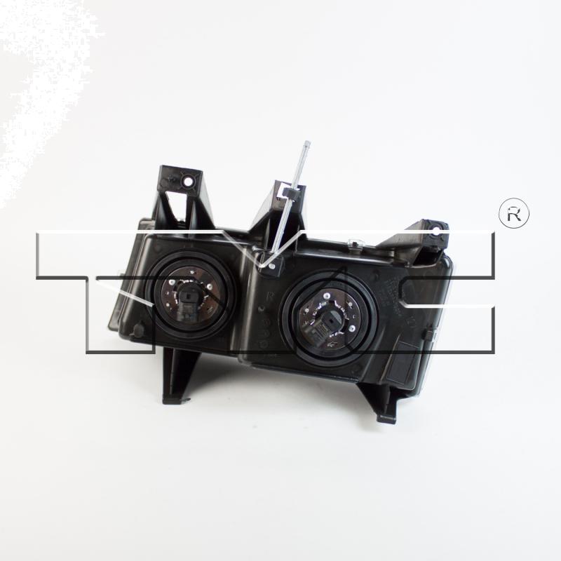 2004 Chevrolet Colorado Headlight Assembly Right TYC 206467009 image 4 of 4
