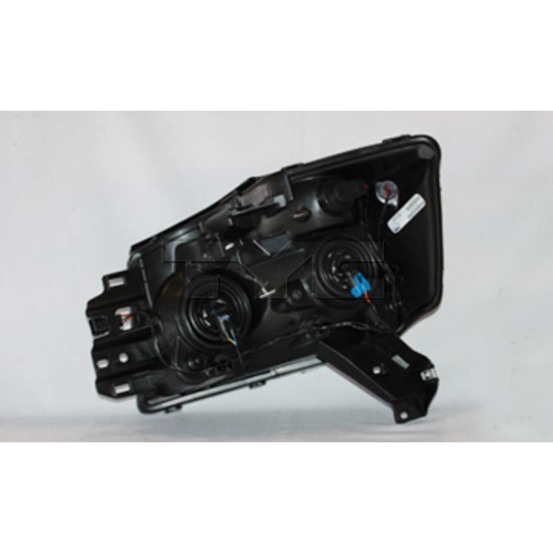 2005 Nissan Armada Headlight Assembly Right TYC 20651900 image 1 of 3