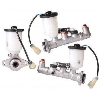 1987 Toyota Corolla Brake Master Cylinder ADVICS BMT043 image 1 of 1