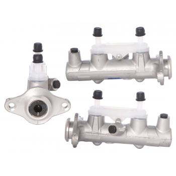 2000 Lexus RX300 Brake Master Cylinder ADVICS BMT160 image 1 of 1