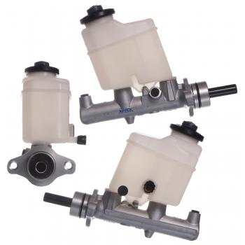 2004 Toyota Camry Brake Master Cylinder ADVICS BMT817 image 1 of 1
